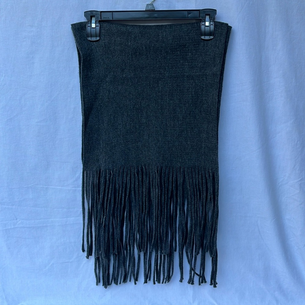 NWT Lucky Brand Unisex Charcoal Color Winter Scarf.